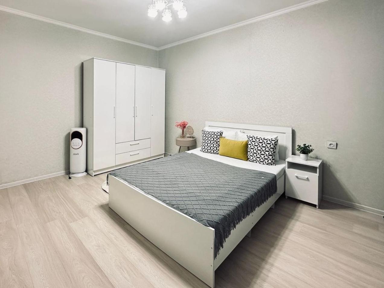 Apartment 1-комн улучшенная Almaty